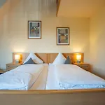 Ξενοδοχείο Burgstadt-hotel 4*