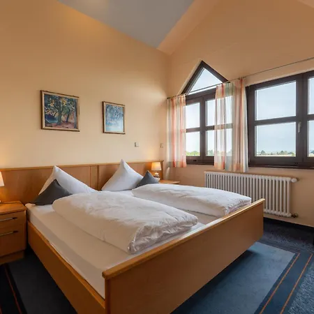 Burgstadt-hotel Otel 4*
