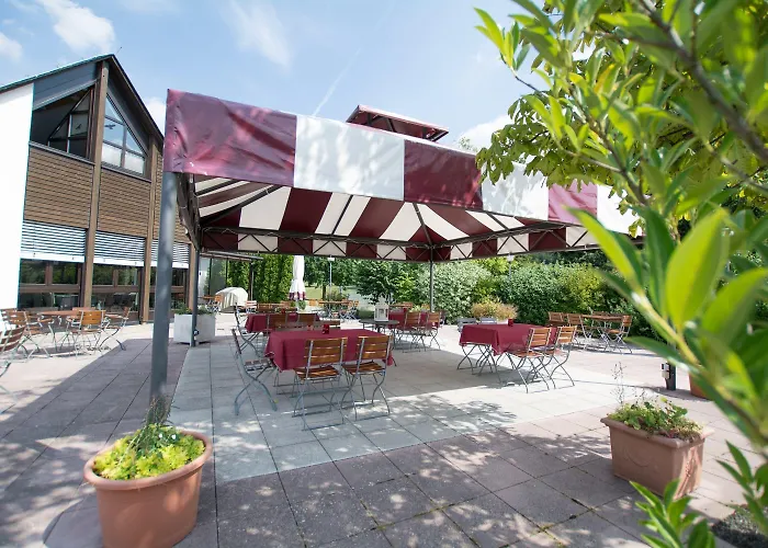 Burgstadt-hotel فندق كاستلاون