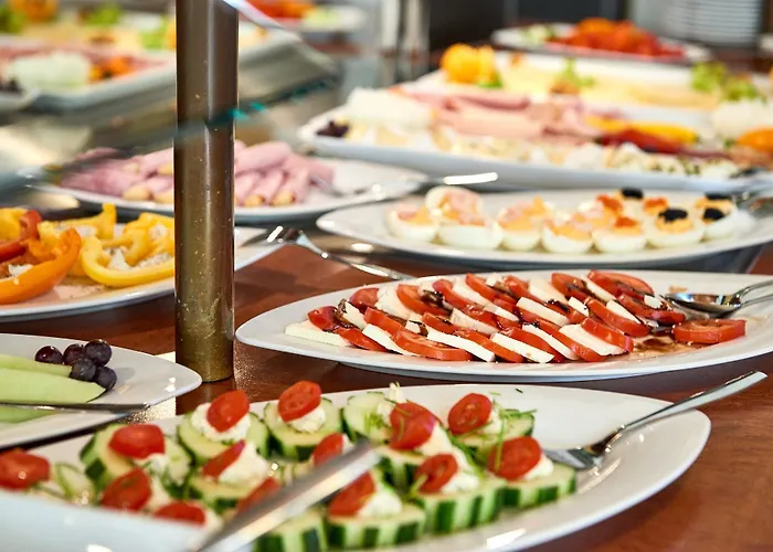 Burgstadt-hotel 4* كاستلاون